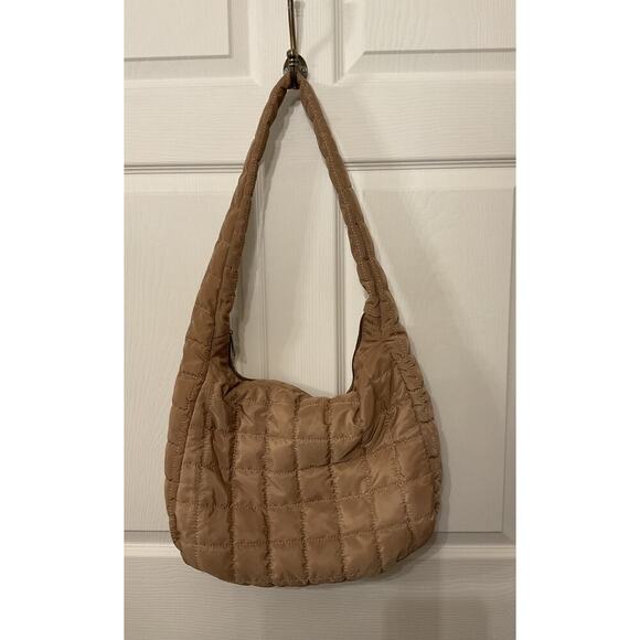 Large Puffer Quilted Women's Shoulder Tote Bag in Tan - Picture 3 of 7